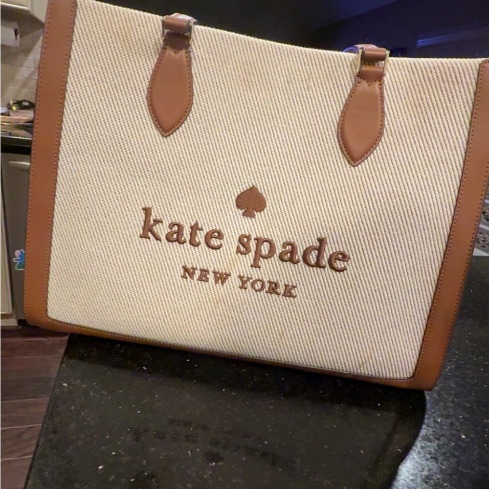 Kate Spade Tan and Cream Elegant Tote